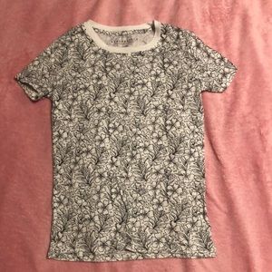 Floral tee